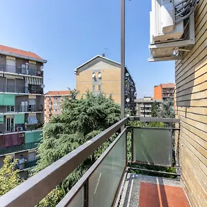  Apartment Alessia's Flat- M3 Corvetto